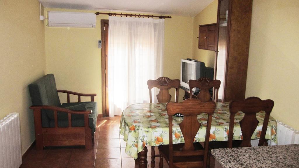 Apartaments La Fabrica Орта-де-Сан-Жоан Номер фото